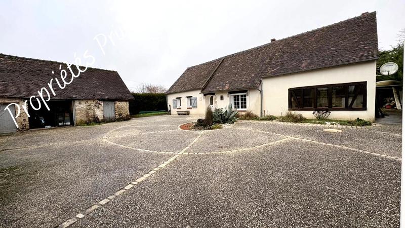 Maison - 20 m² - 8 pièces