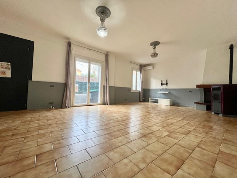 Maison - 95 m² - 5 pièces