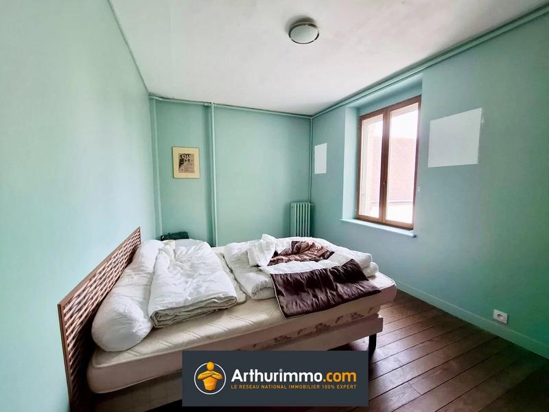 Maison - 232 m² - 8 pièces