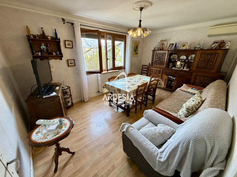 Maison - 87 m² - 4 pièces