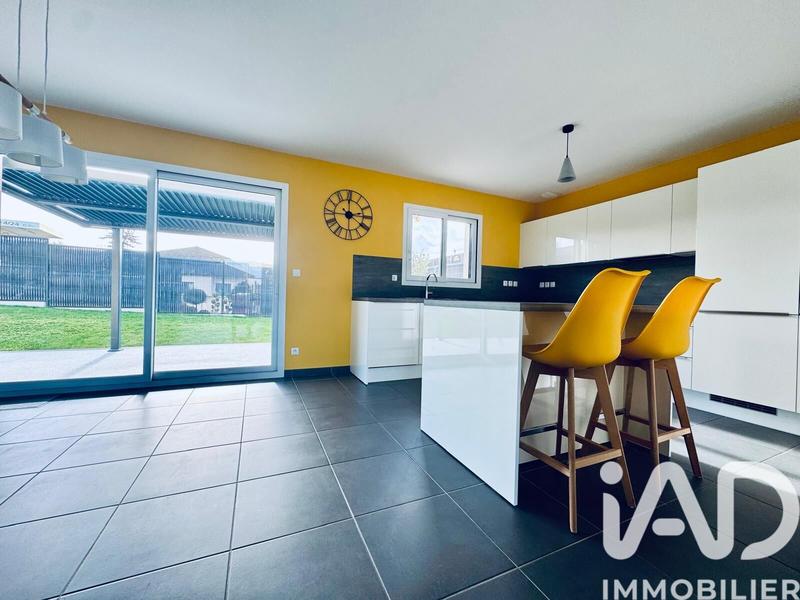 Maison - 109 m² - 5 pièces