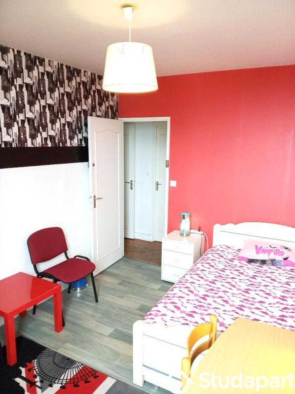 Chambre - 12 m² - 1 pièce