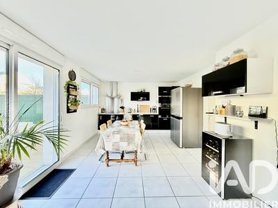 Maison - 126 m² - 7 pièces