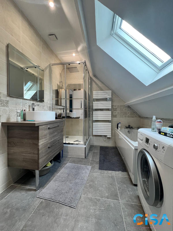 Appartement - 65 m² - 3 pièces