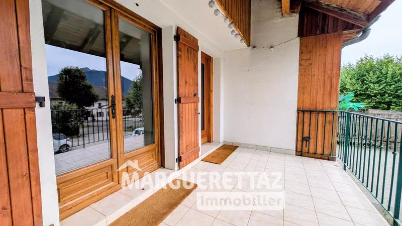 Appartement - 101 m² - 5 pièces
