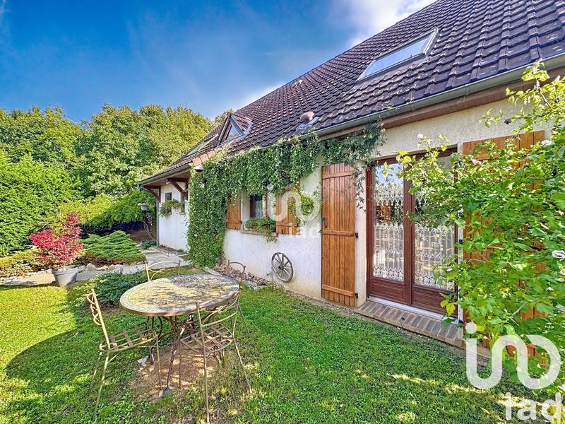 Maison - 137 m² - 6 pièces