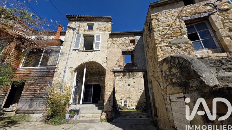 Maison de village - 138 m² - 5 pièces