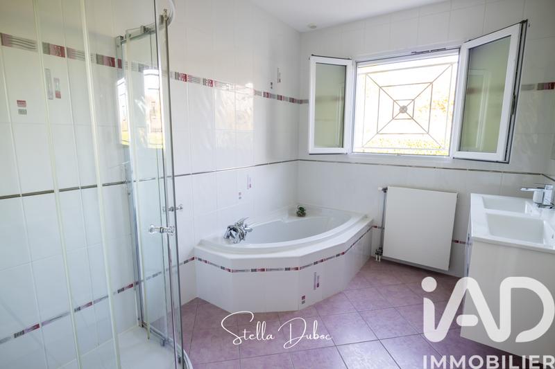 Maison - 153 m² - 7 pièces