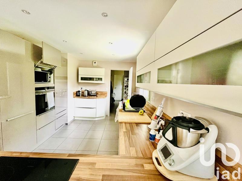 Maison - 145 m² - 8 pièces