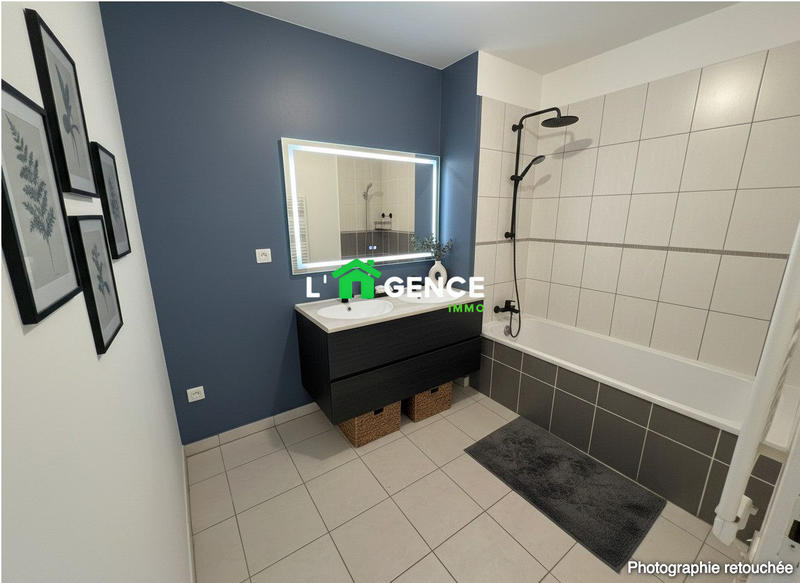 Appartement - 65 m² - 3 pièces