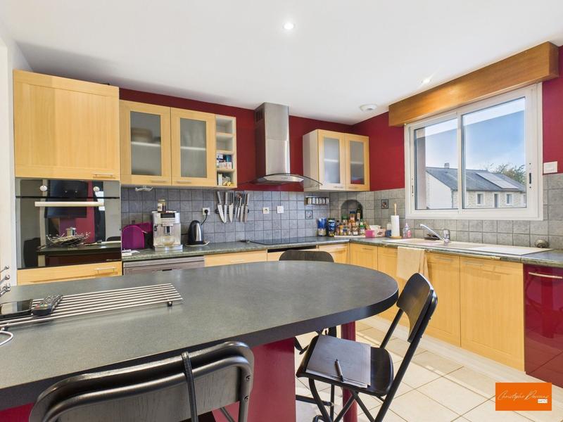 Maison - 98 m² - 5 pièces