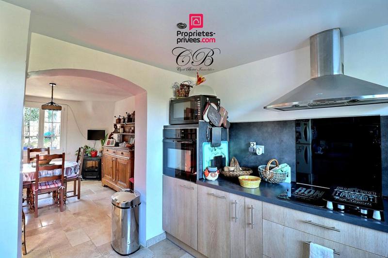 Maison - 180 m² - 6 pièces