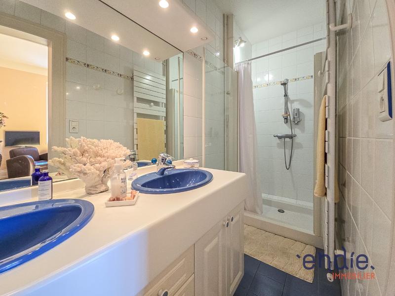 Duplex - 159 m² - 6 pièces