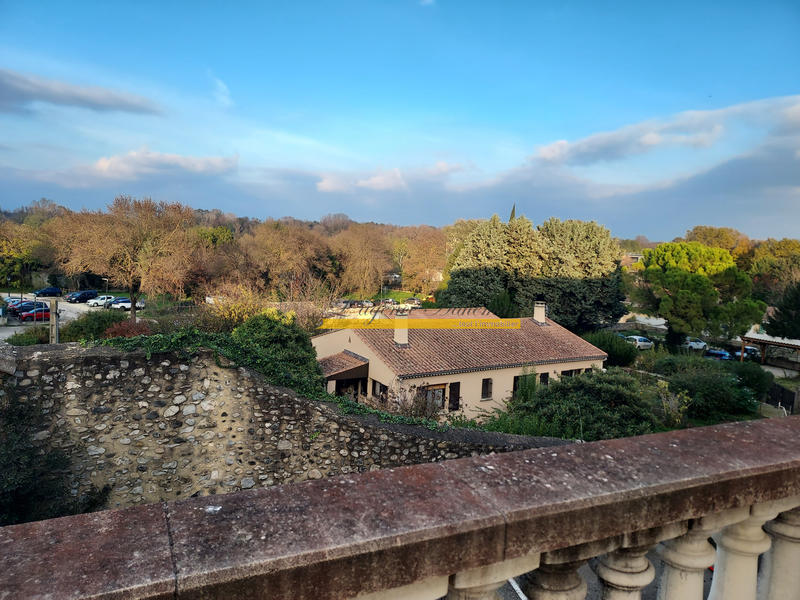 Immeuble - 342 m² - 19 pièces