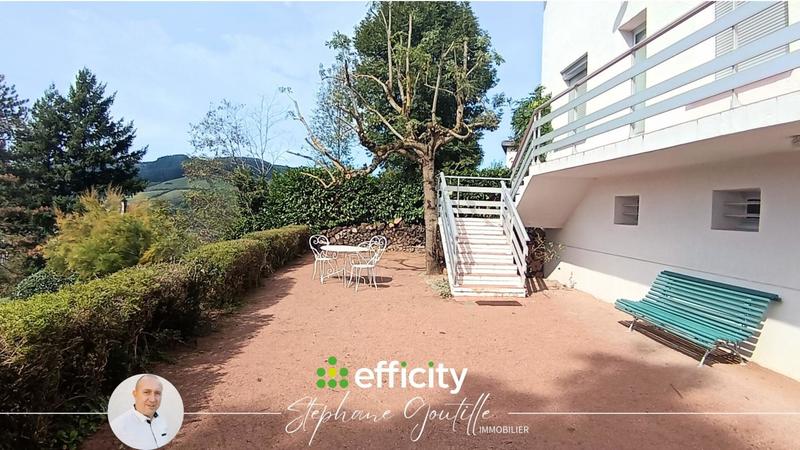 Villa - 184 m² - 8 pièces