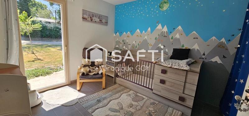 Maison - 180 m² - 7 pièces