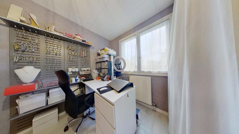 Appartement - 97 m² - 5 pièces