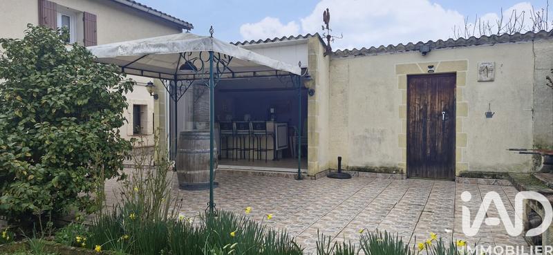 Maison de village - 202 m² - 7 pièces