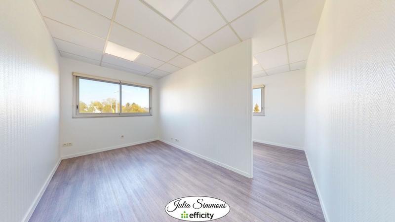 Bureau - 58 m² - 4 pièces