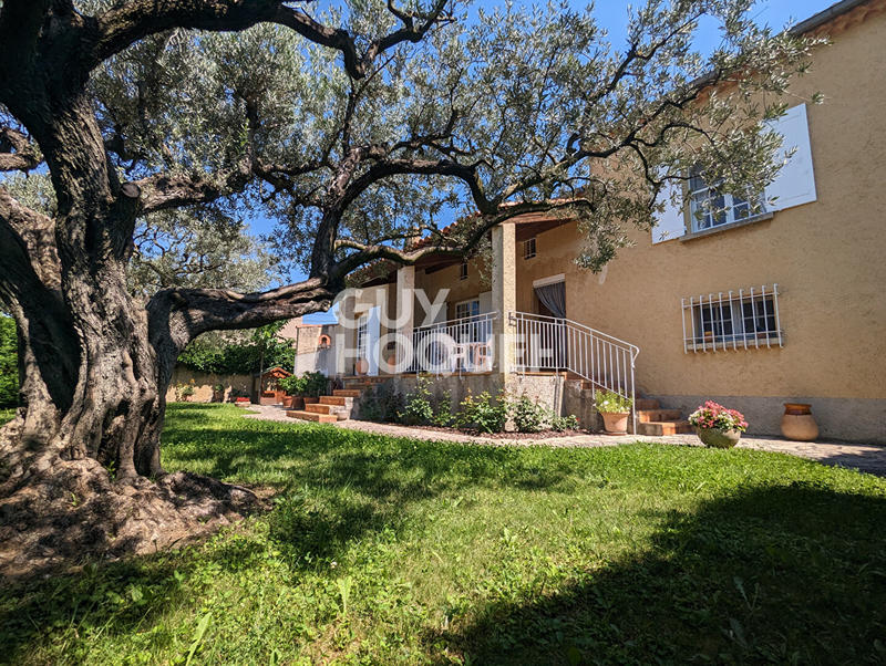 Maison - 177 m² - 6 pièces