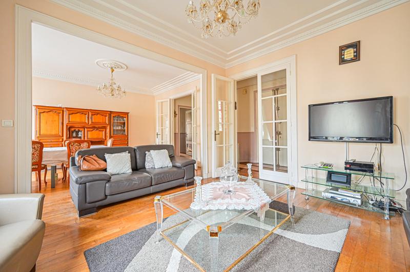 Appartement - 145 m² - 5 pièces