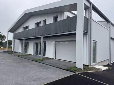 Bureau - 130 m² - 1 pièce