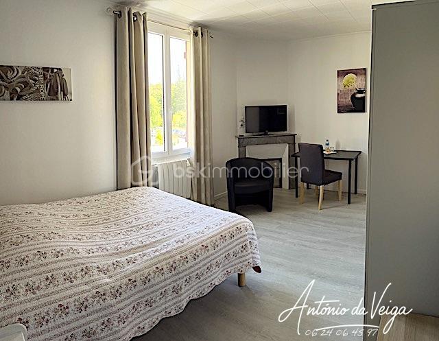 Bureau - 355 m² - 25 pièces