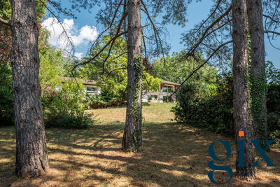 Maison - 286 m² - 8 pièces