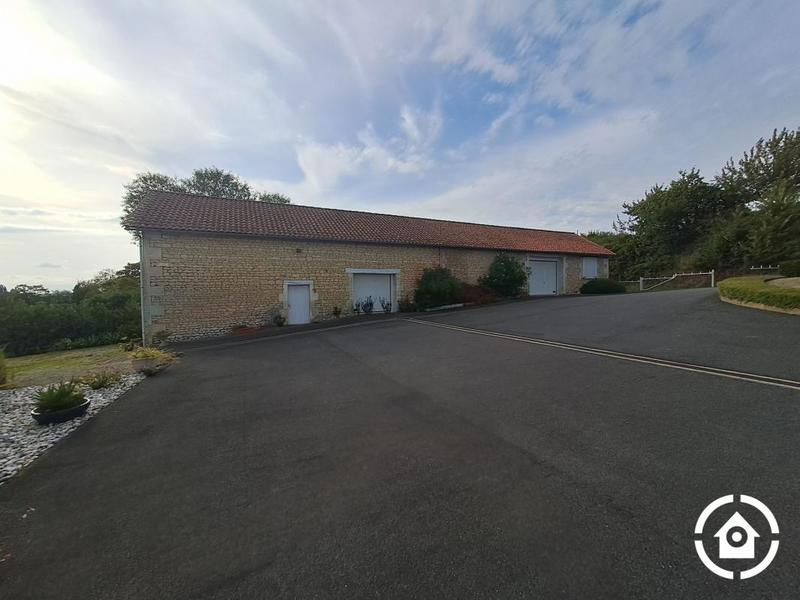 Maison - 170 m² - 6 pièces