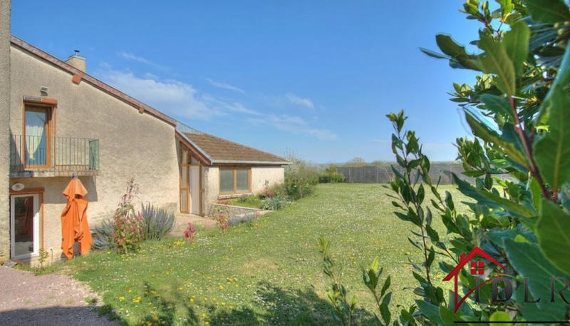 Maison - 225 m² - 7 pièces