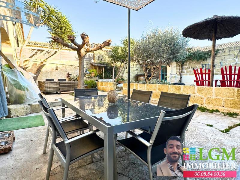 Maison - 218 m² - 6 pièces