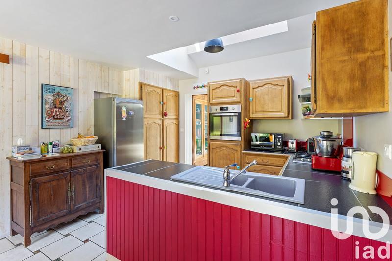 Maison - 168 m² - 8 pièces