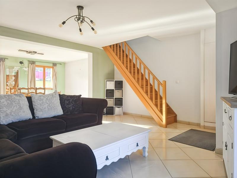 Maison - 140 m² - 8 pièces