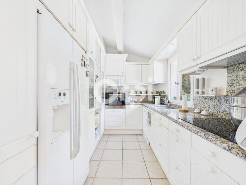 Maison - 136 m² - 4 pièces