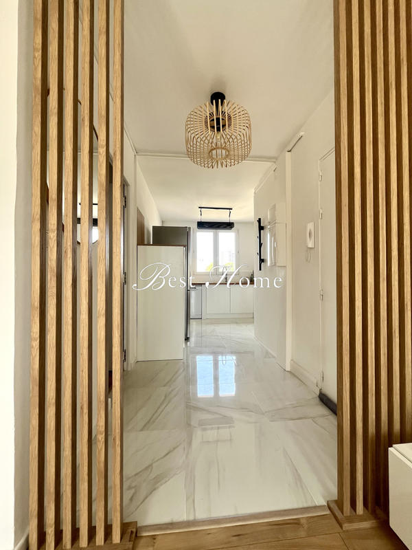 Appartement - 64 m² - 3 pièces