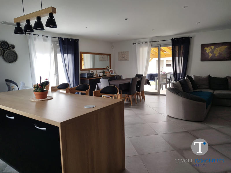 Maison - 100 m² - 4 pièces