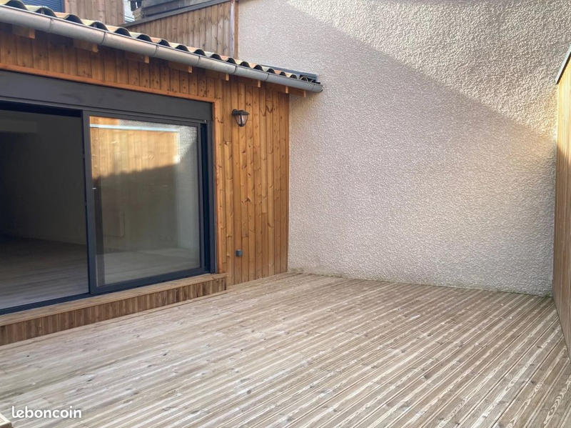 Maison - 100 m² - 3 pièces