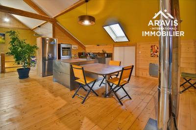 Maison - 393 m² - 11 pièces