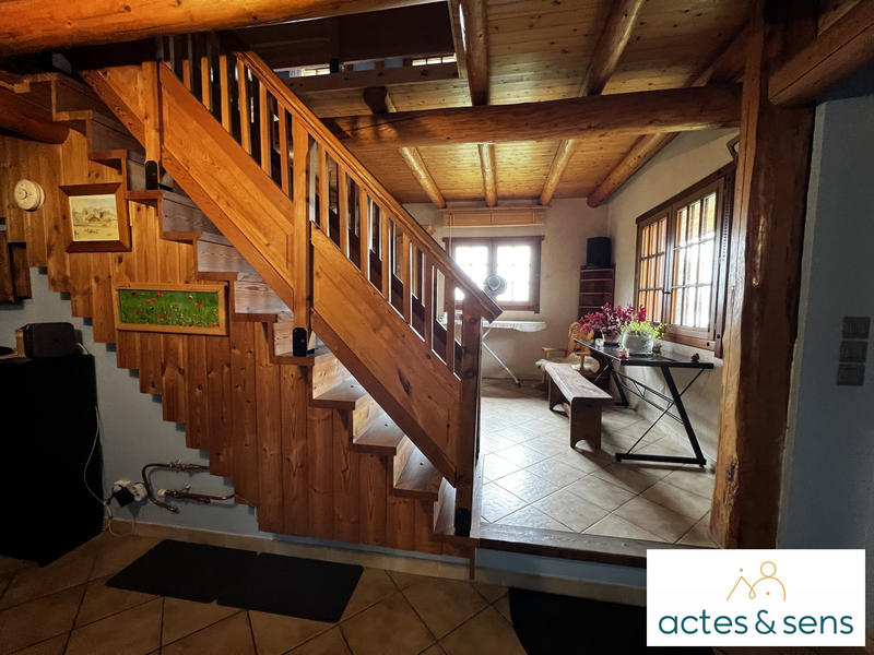 Maison - 110 m² - 5 pièces