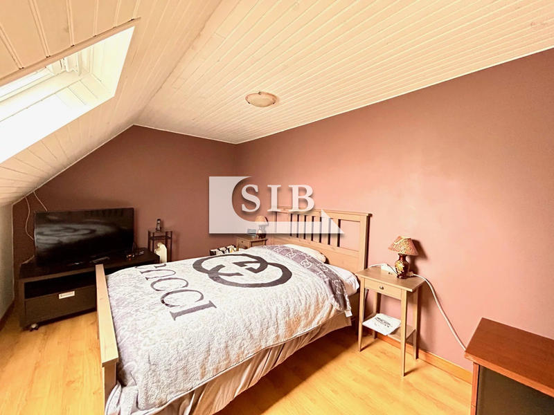 Maison traditionnelle - 112 m² - 6 pièces