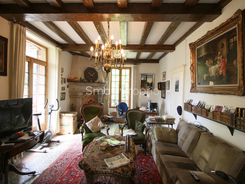 Maison - 288 m² - 9 pièces