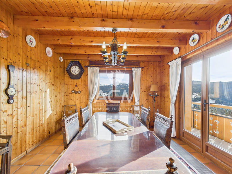 Châlet - 168 m² - 6 pièces