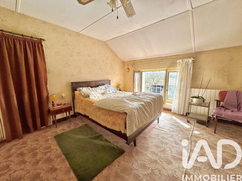 Maison - 122 m² - 6 pièces