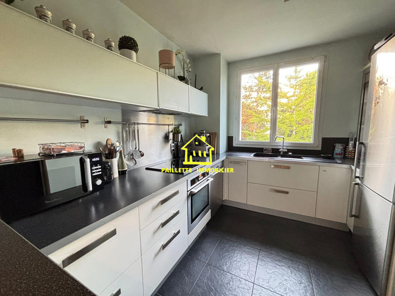 Appartement - 104 m² - 4 pièces