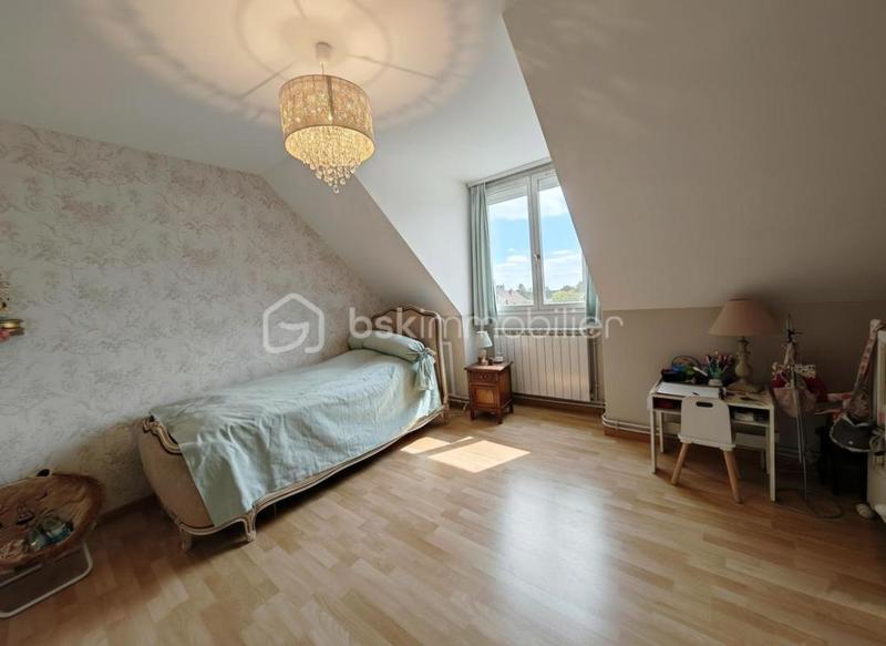 Maison traditionnelle - 150 m² - 7 pièces