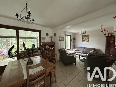 Maison - 104 m² - 4 pièces