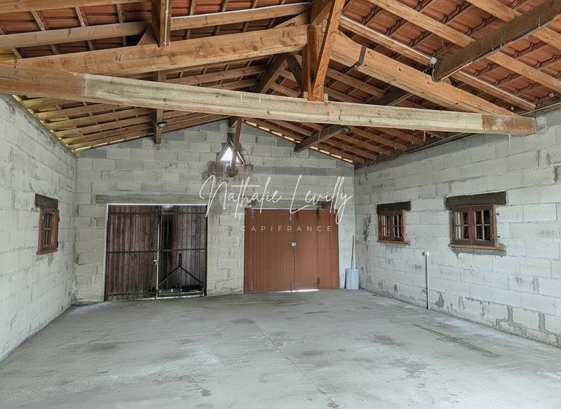 Grange - 77 m² - 1 pièce