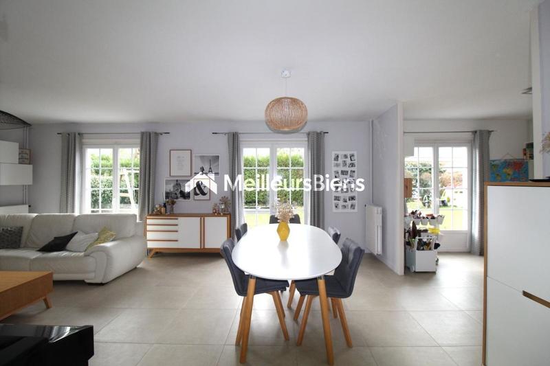 Pavillon - 132 m² - 5 pièces