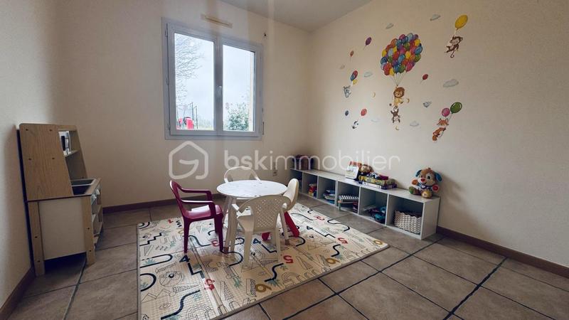 Maison - 98 m² - 5 pièces