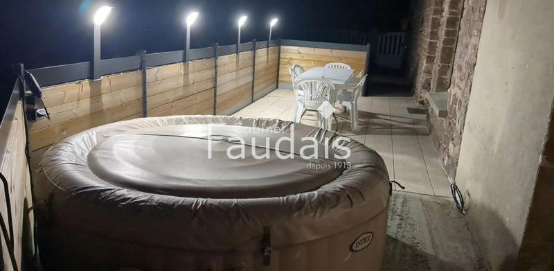 Maison - 122 m² - 5 pièces